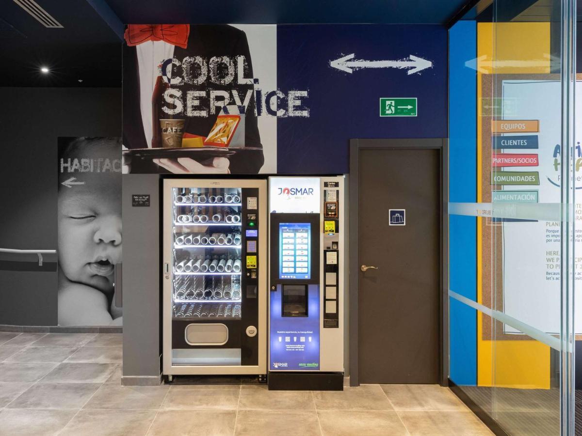 Ibis Budget Madrid Aeropuerto Экстерьер фото