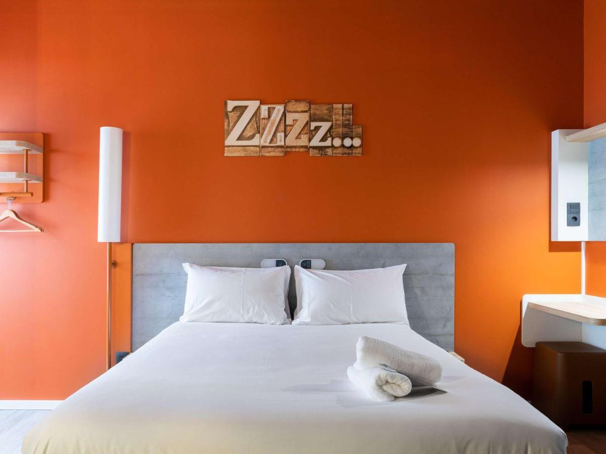 Ibis Budget Madrid Aeropuerto Экстерьер фото