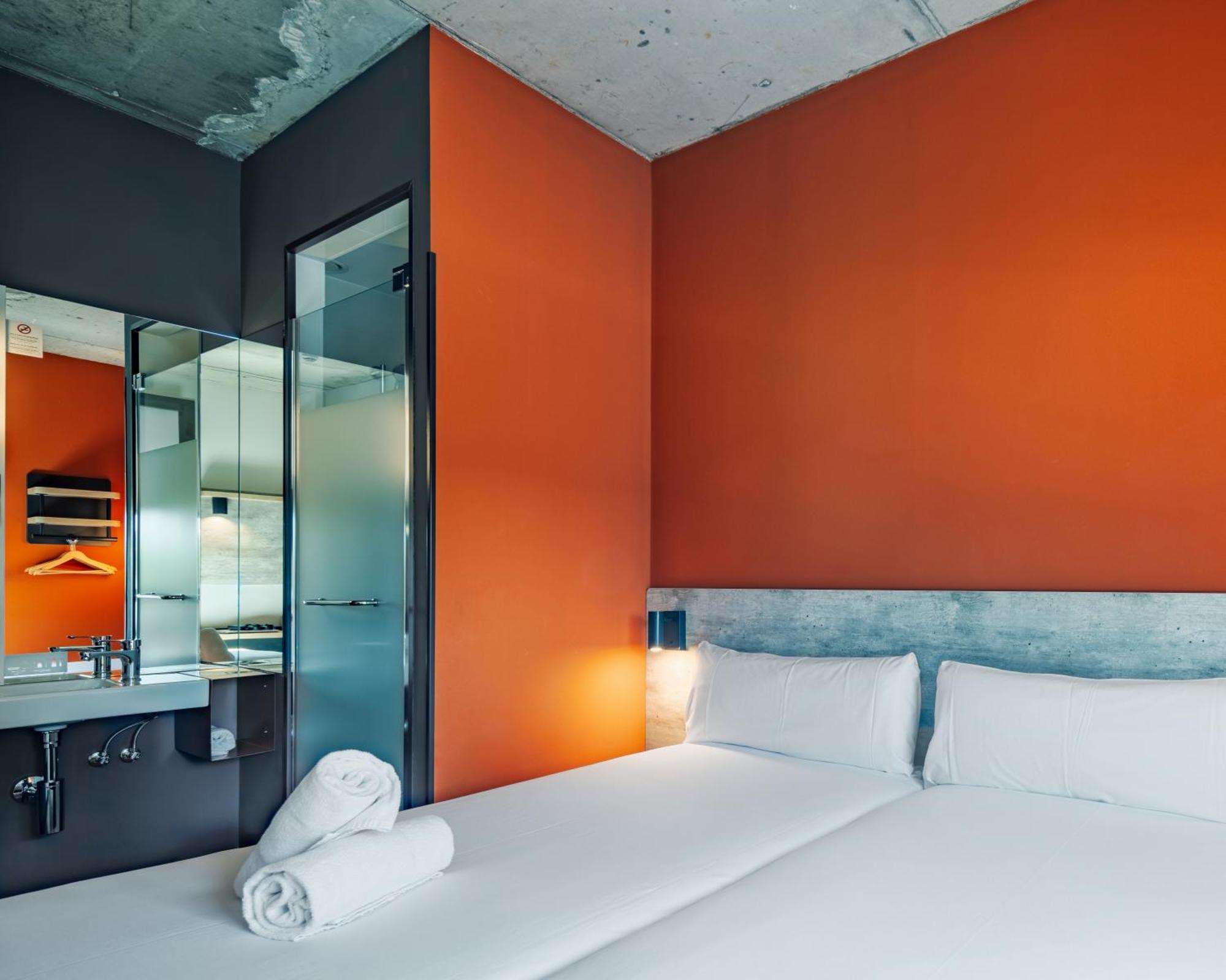 Ibis Budget Madrid Aeropuerto Экстерьер фото