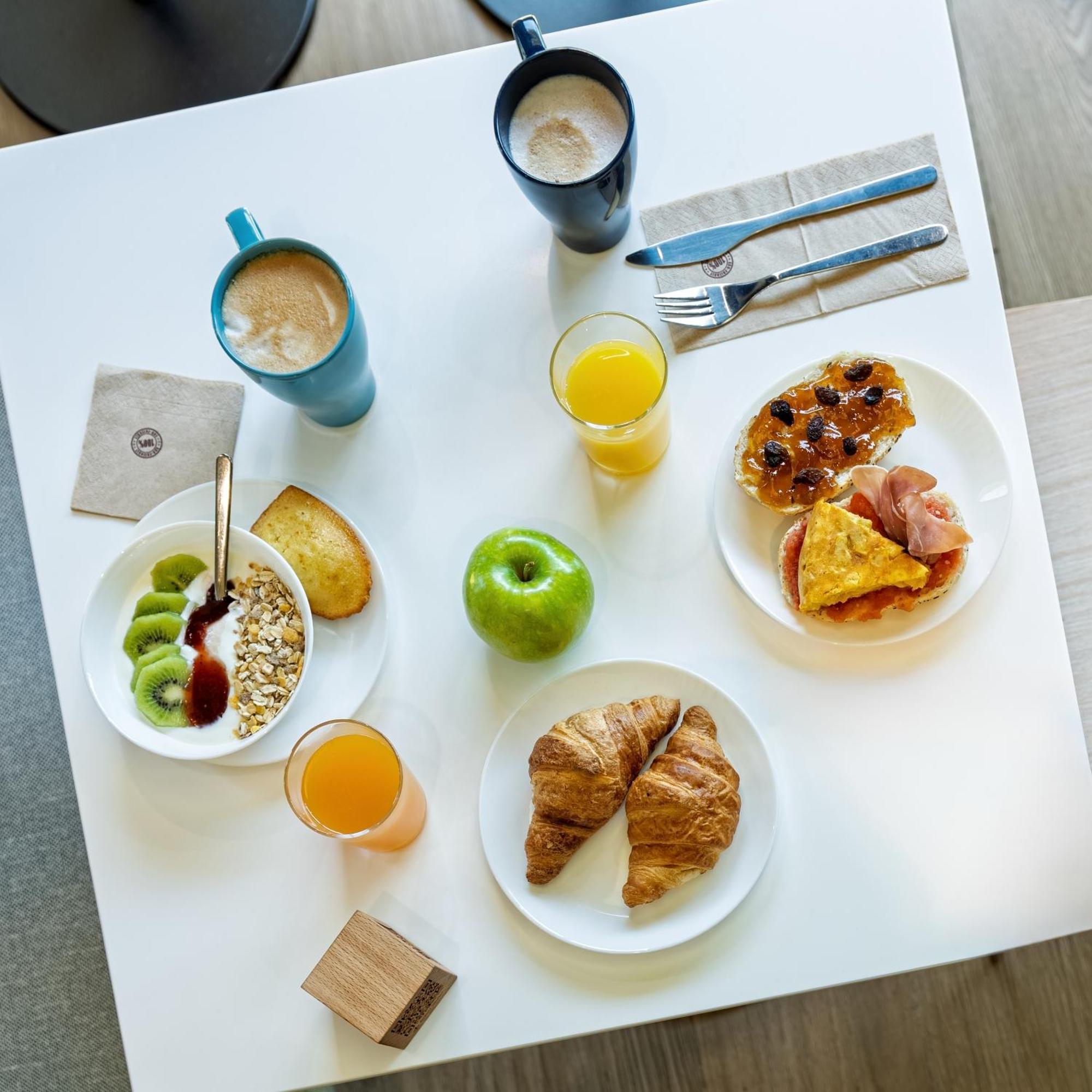 Ibis Budget Madrid Aeropuerto Экстерьер фото